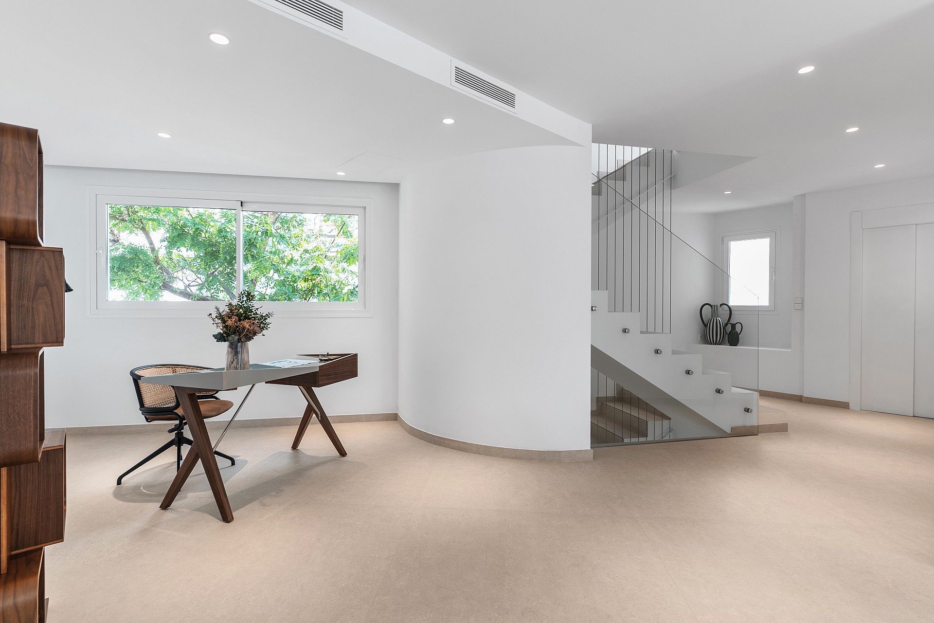 w 1755081708 a747419.jpg