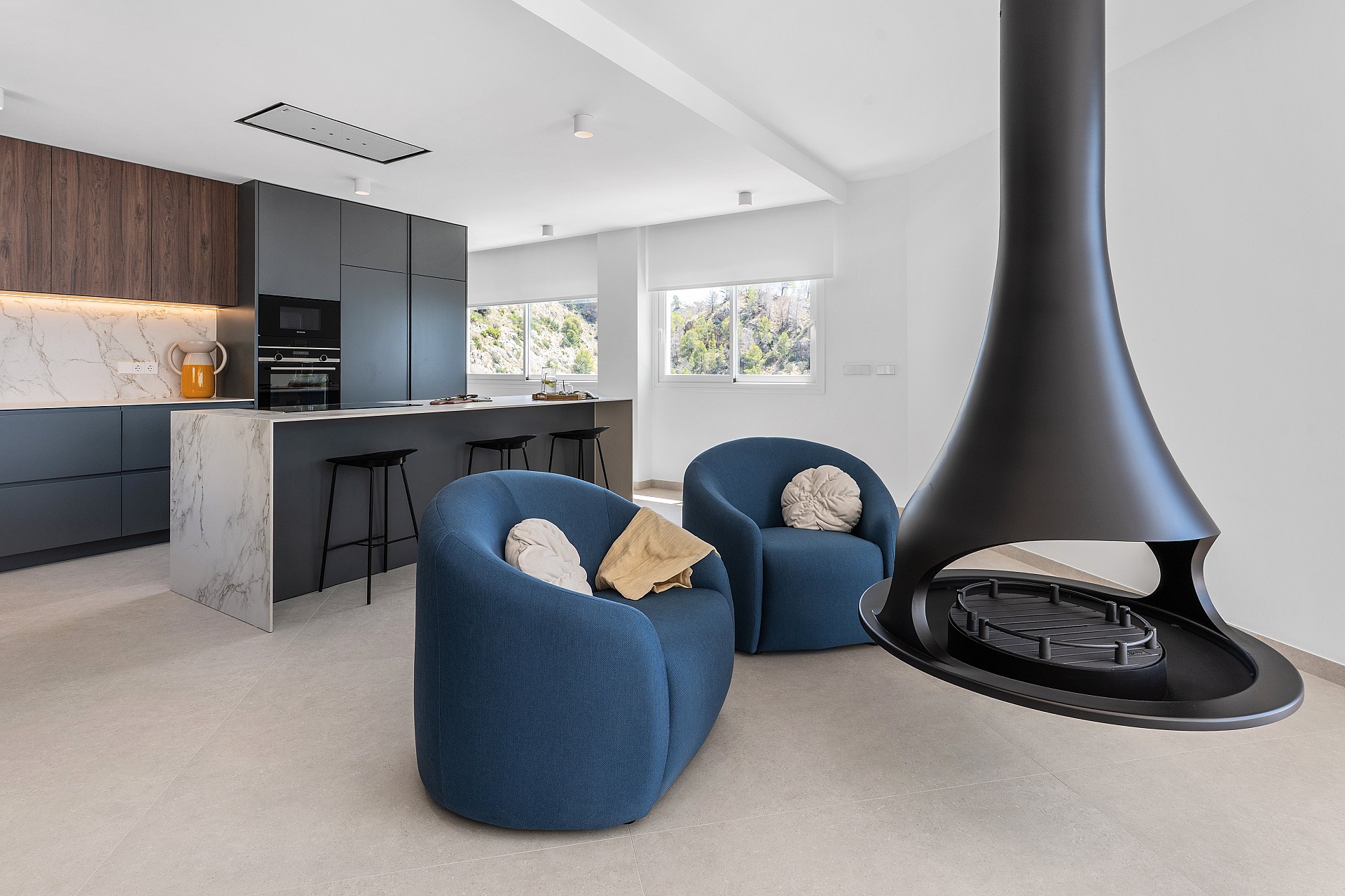 w 1755081717 a747489.jpg