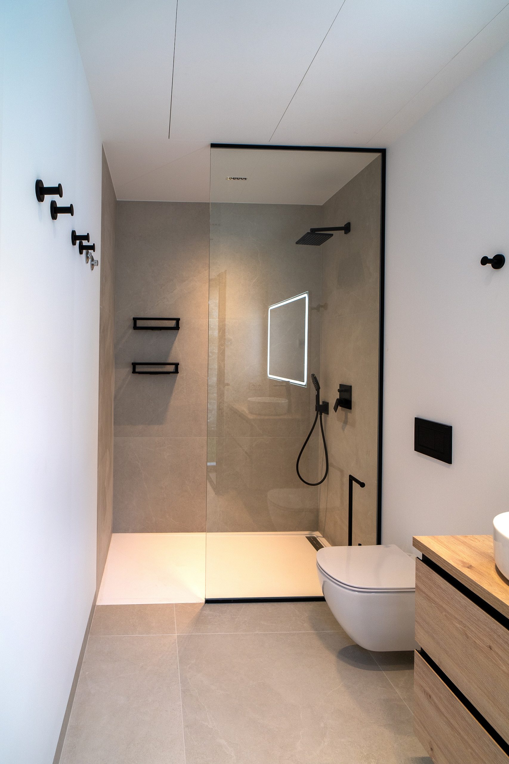 w dsc06446 1 copy.jpg