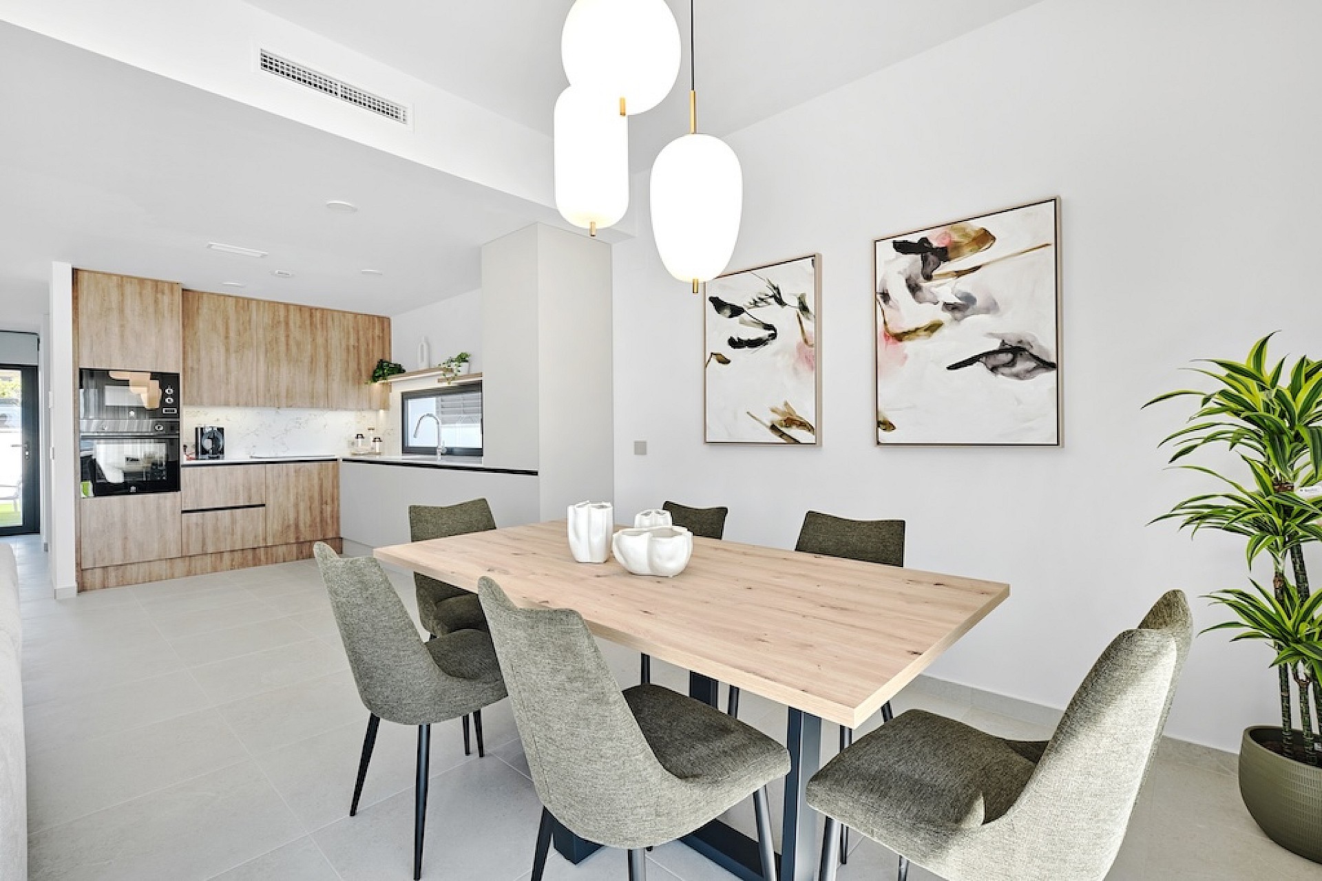 w dscf6297 resized.jpg