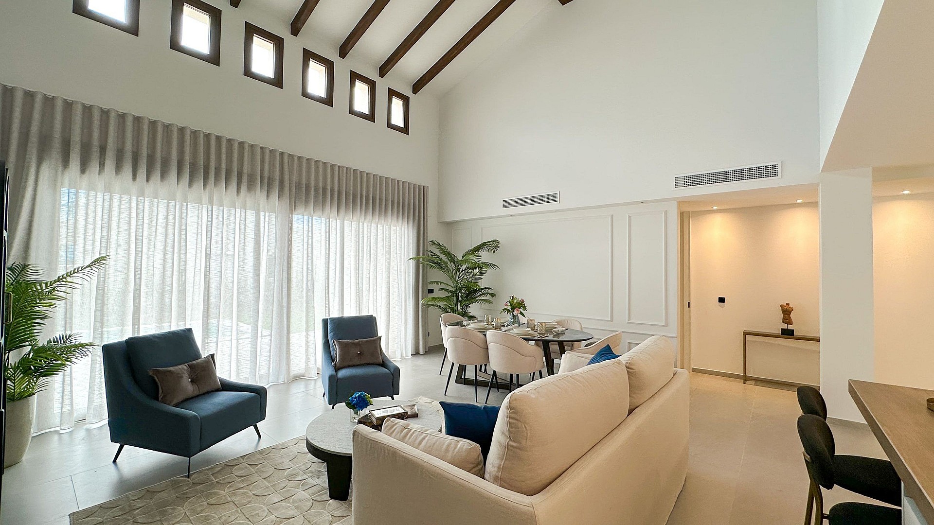 w img 5824 scaled.jpg