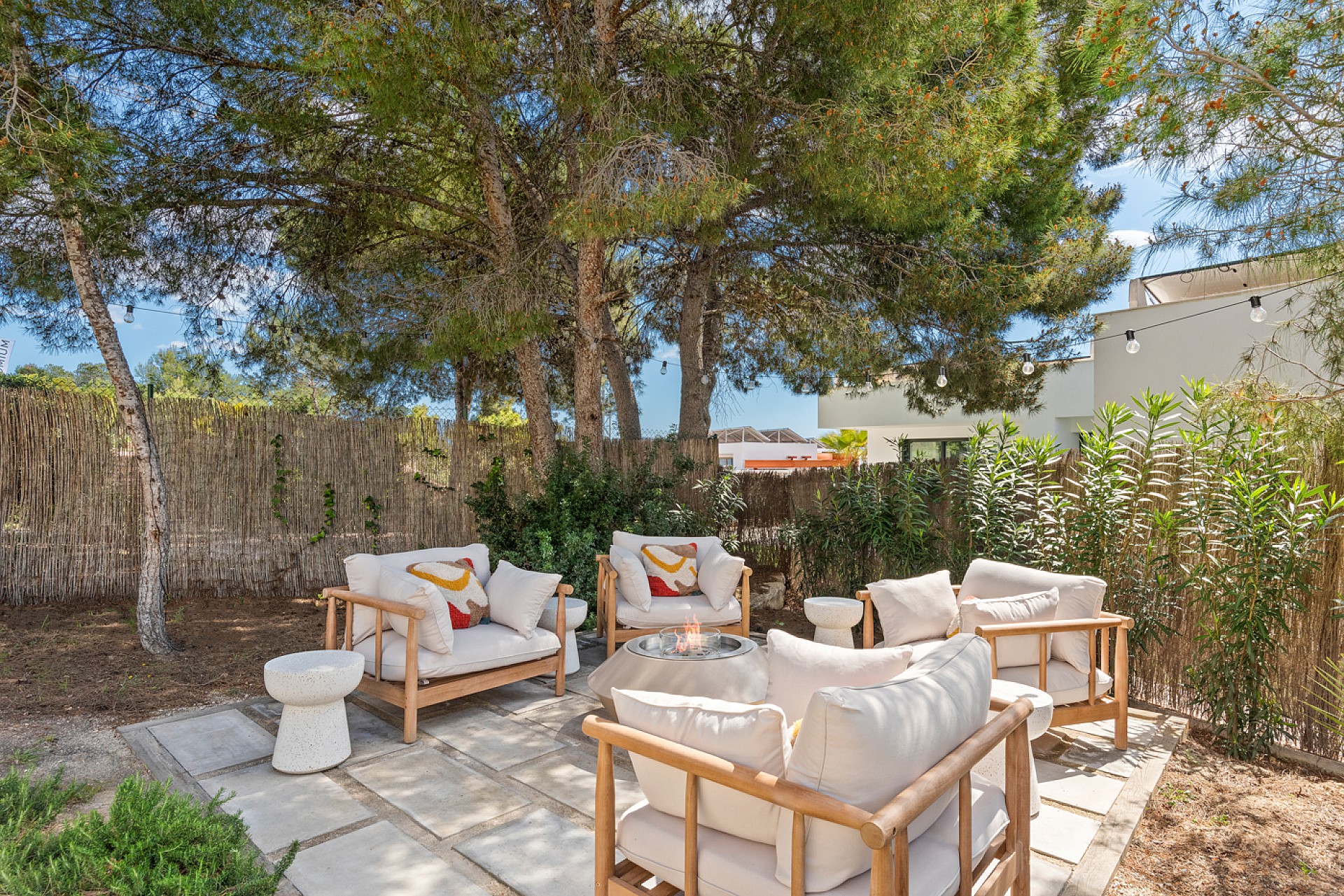 w pebble chill under sky.jpg