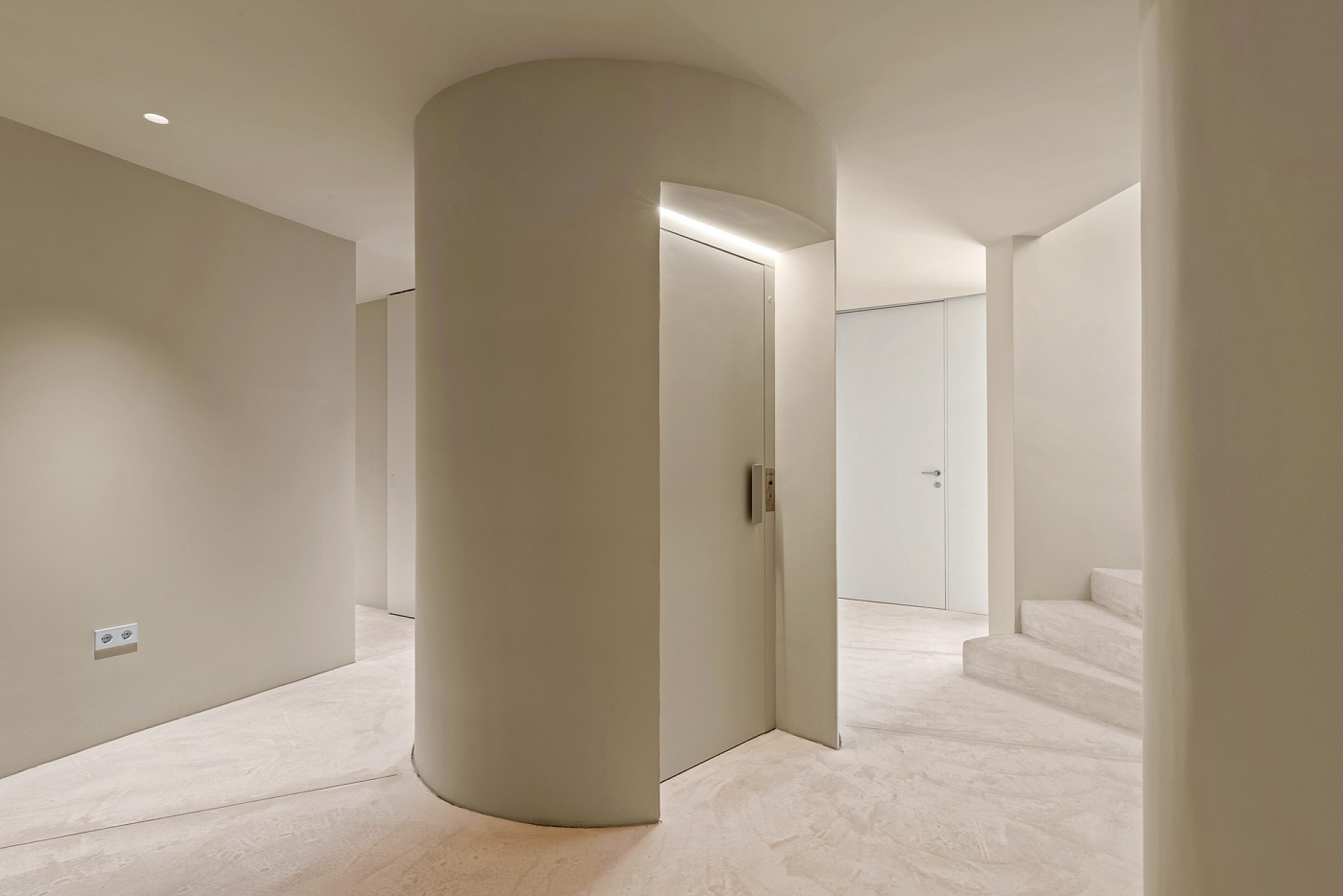 w pebble connectivity between floors.jpg