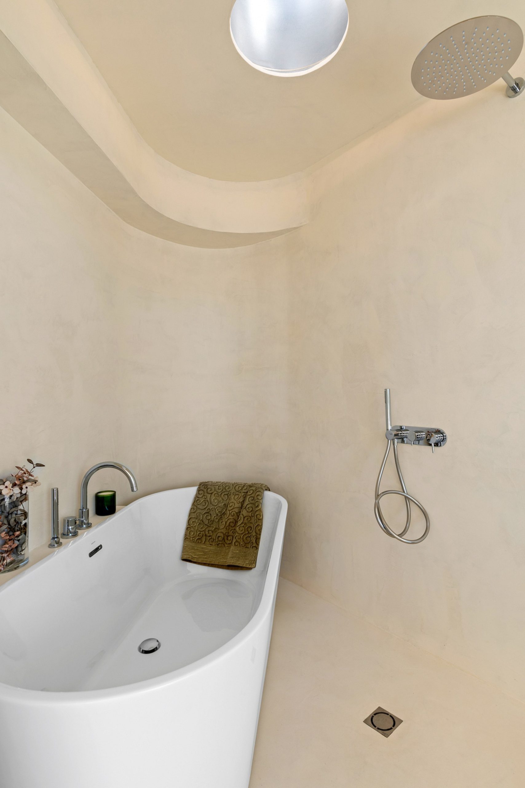 w pebble sky above calm below.jpg