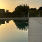 w 12. piscina y vistas 3 al atardecer.jpg