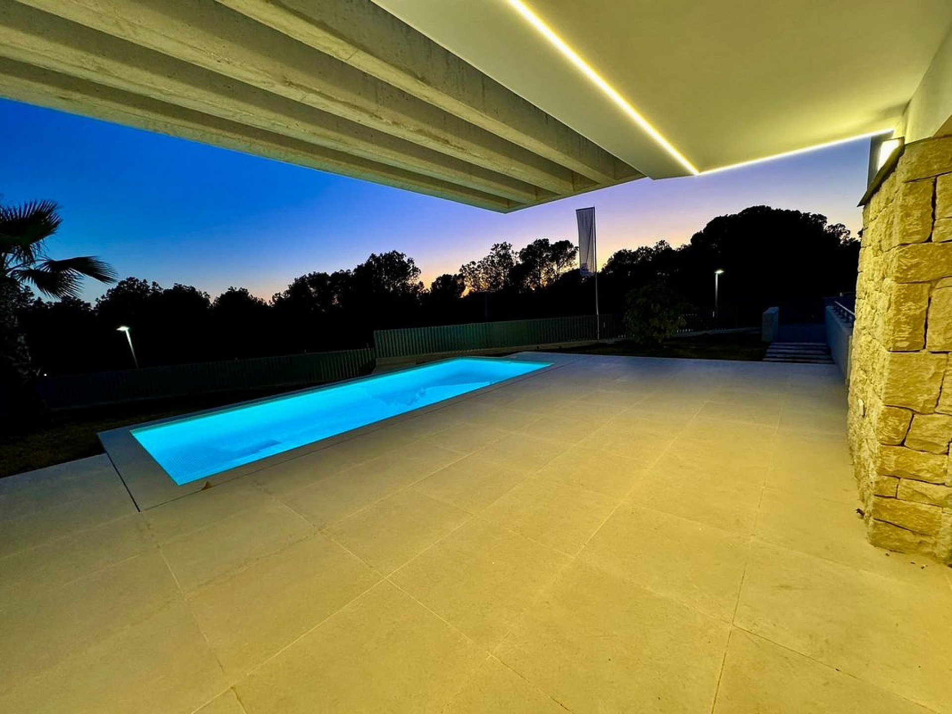 w 21. nocturna piscina2.jpg