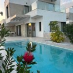 w 3. casa con piscina3.jpg