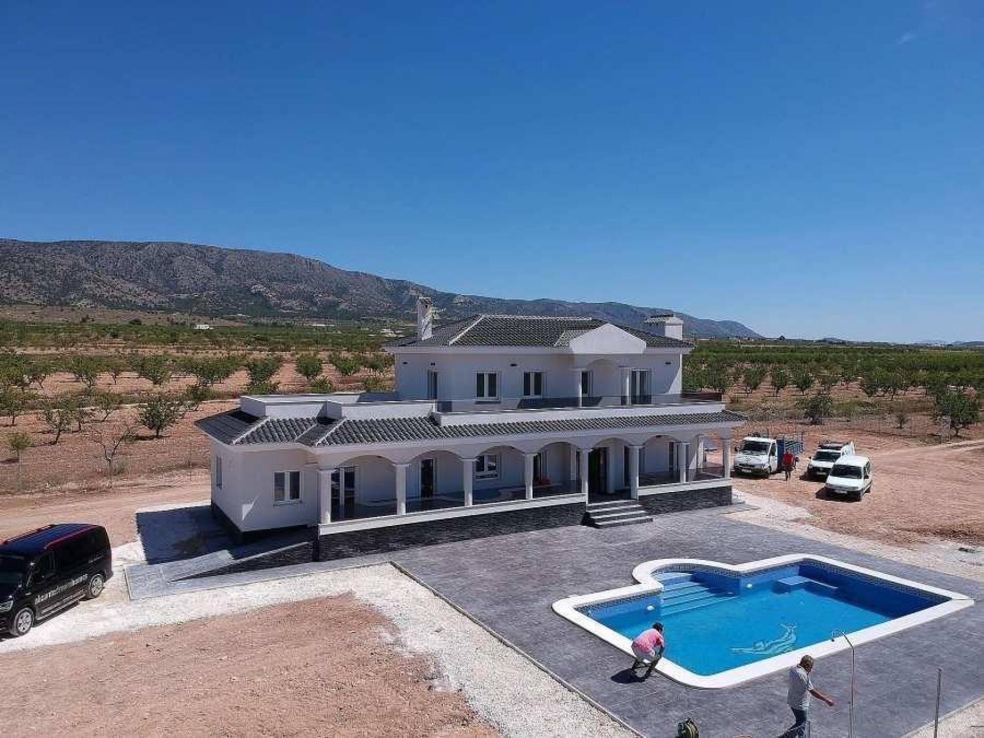 w kj3sy0fjo4jm73fktyja.jpg