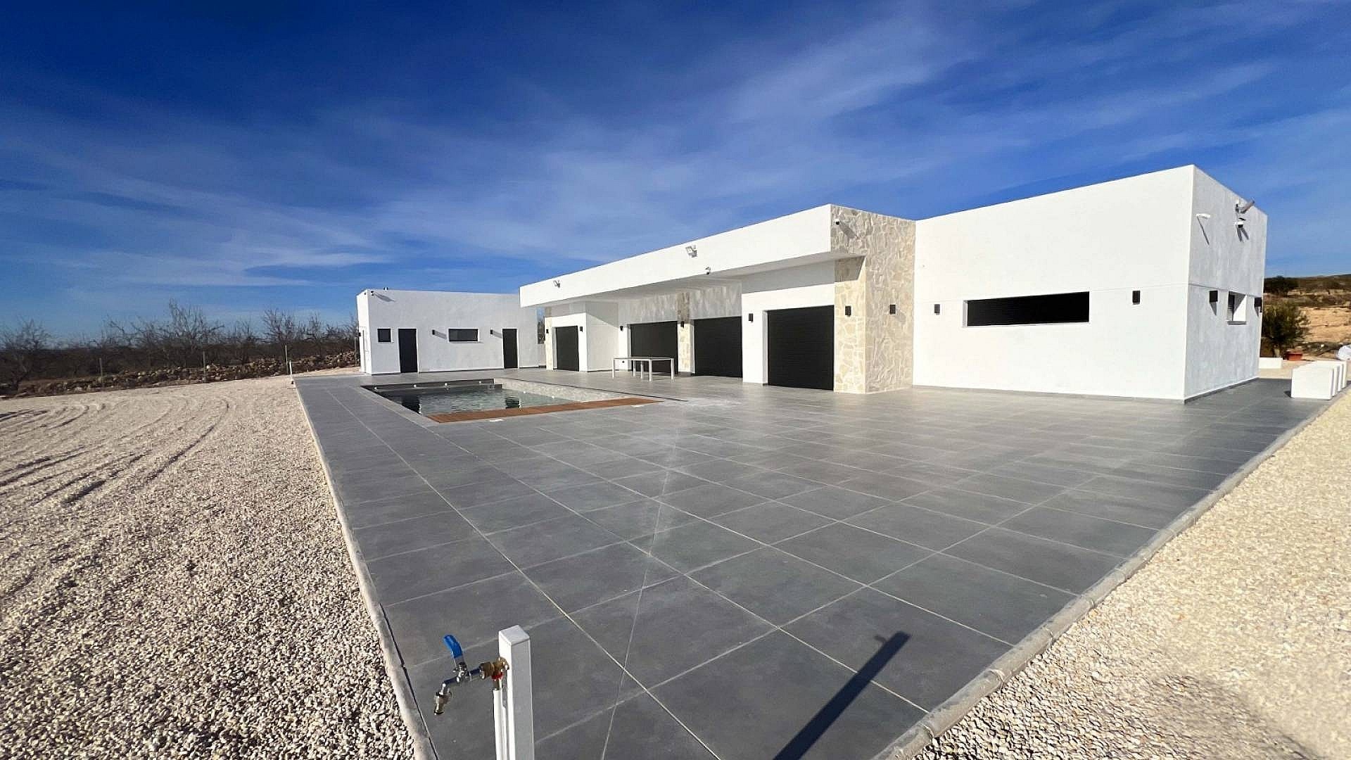 w nieuw gebouw villa novelda 34954 xl.jpg