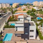 w nr4apodbzpynqdo6x87b.jpg