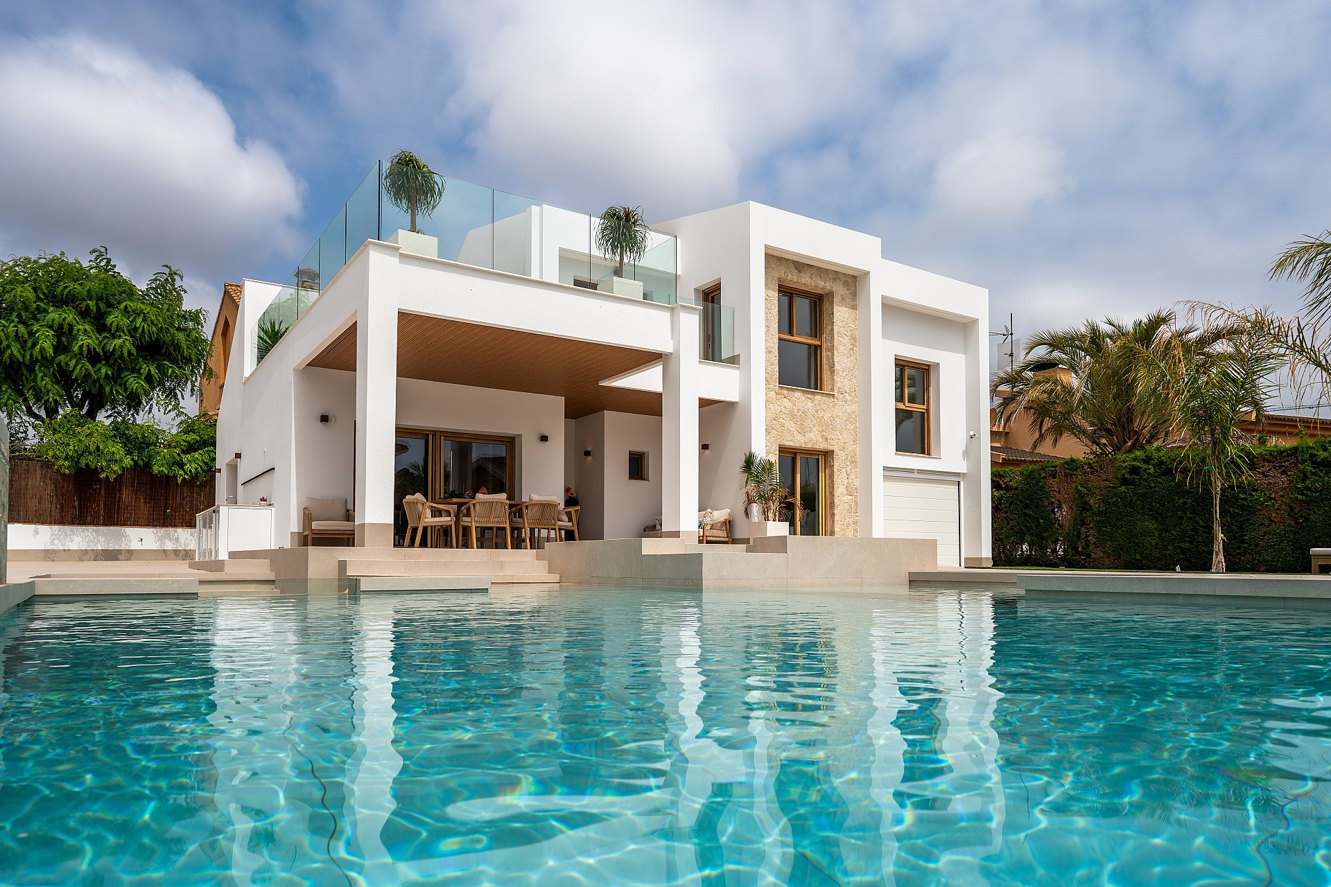 w villa exterior 014.jpg