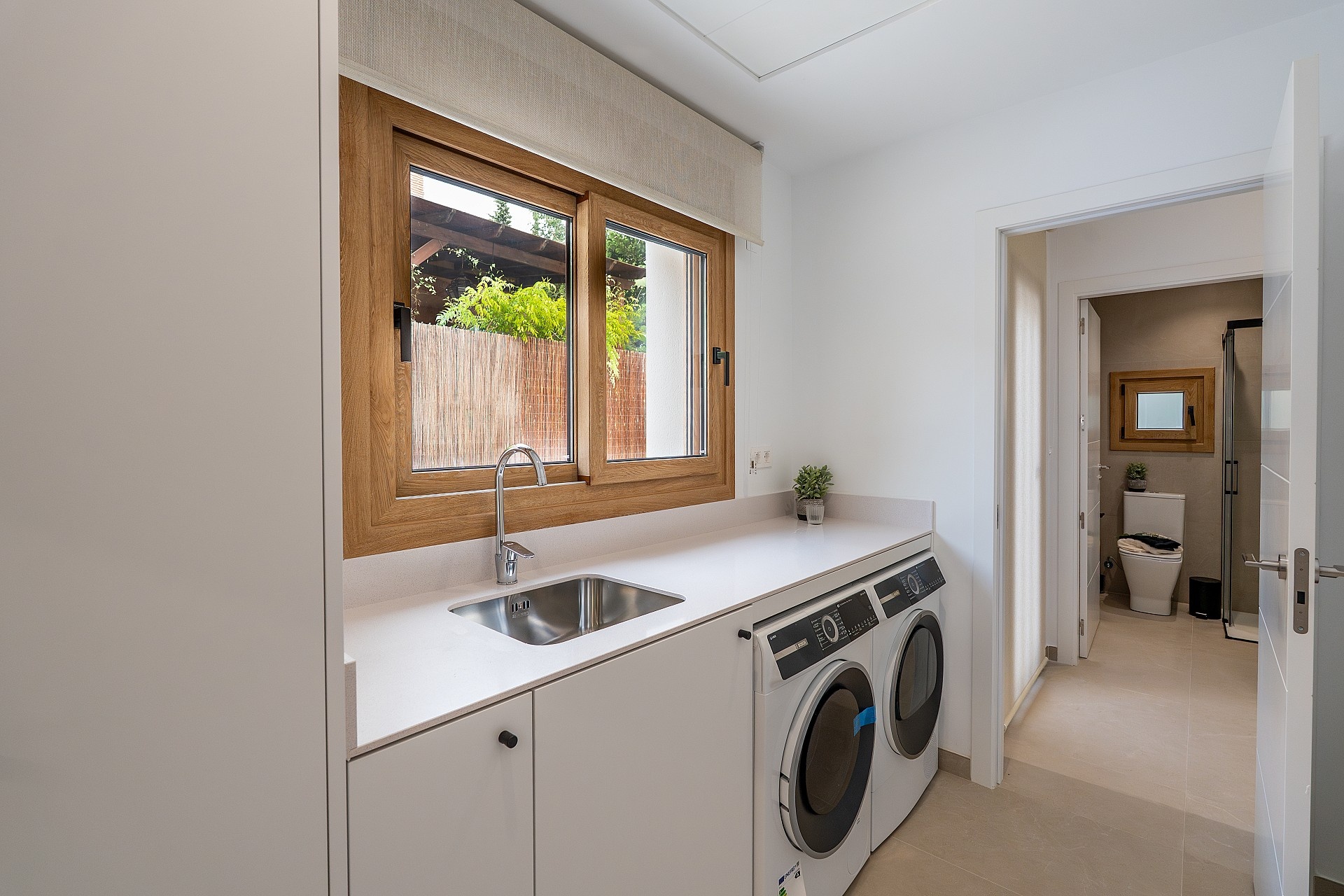 w villa otros 002.jpg