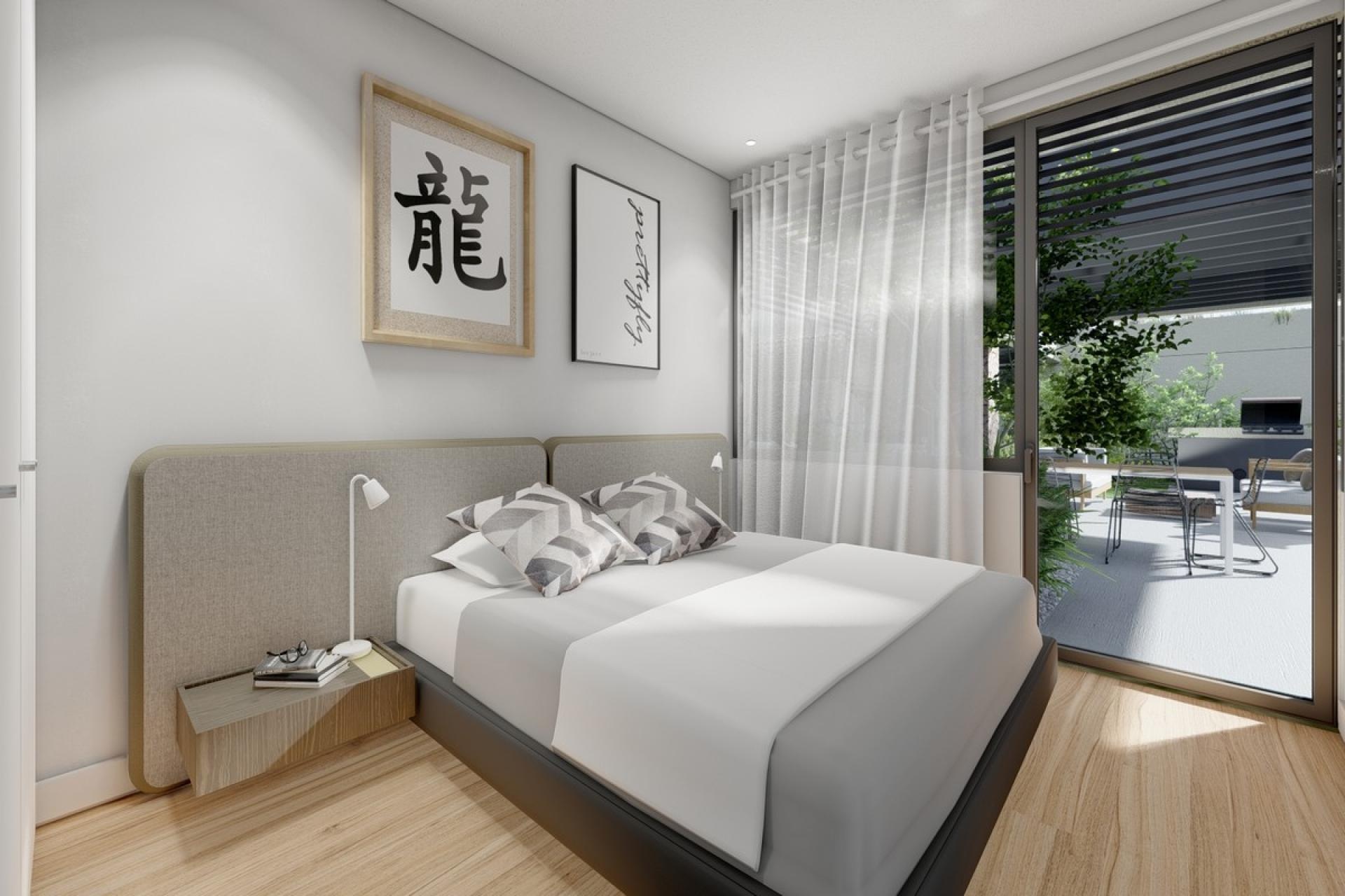 w q4rzsifi3wgjnfgv440p.jpg